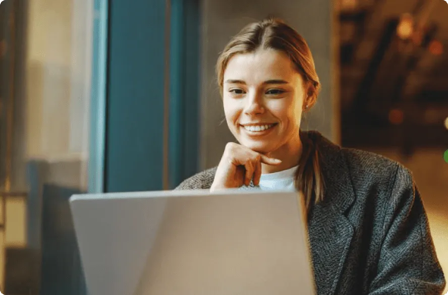 Stručnjak za AI SEO i GEO optimizaciju radi na poboljšanju vidljivosti u generativnim pretragama